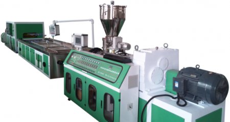 PVC木塑型材擠出生產(chǎn)線 